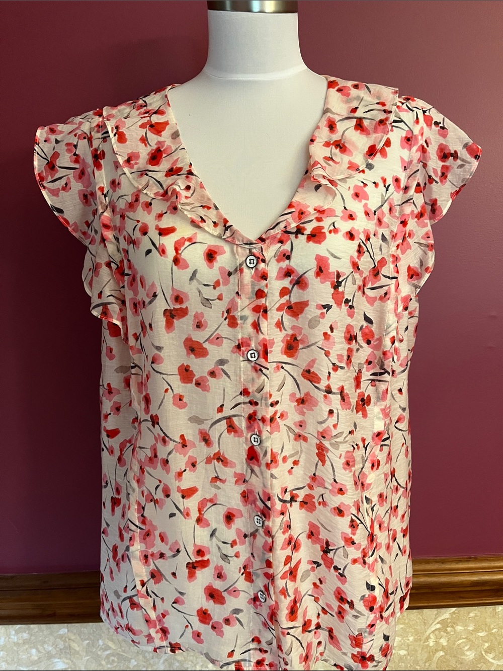 CAbi Floral Button-Front Ruffle Collar Blouse - White with Pink & Red Print